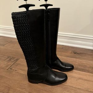 COLE HAAN Black Leather Stretch Boot with Zipper - Flat Heel. Size 6